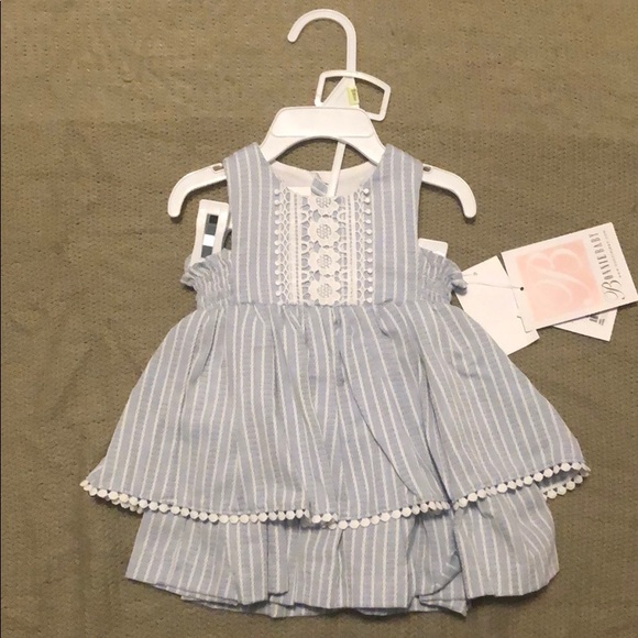 Dress - Picture 1 of 5